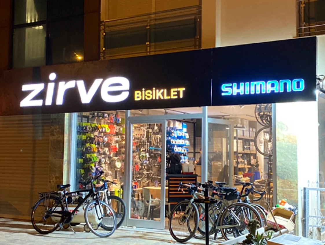 Zirve Bisiklet mağaza vitrini